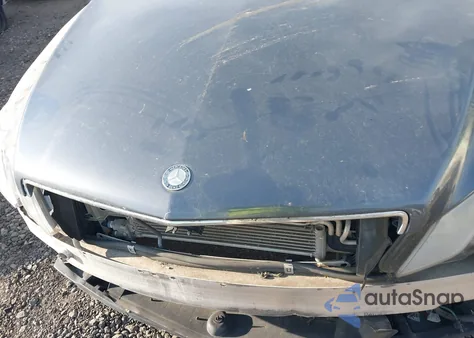 2010 Mercedes-Benz E 550 from USA, damaged, VIN WDDKJ7CB9AF032400